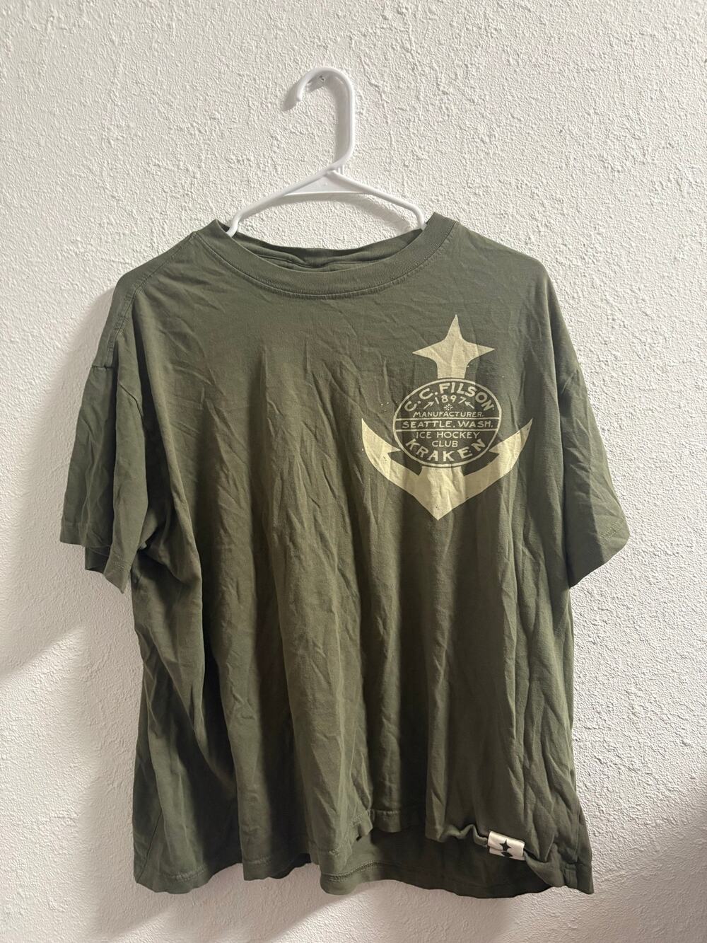 C.C. Filson T-Shirt L